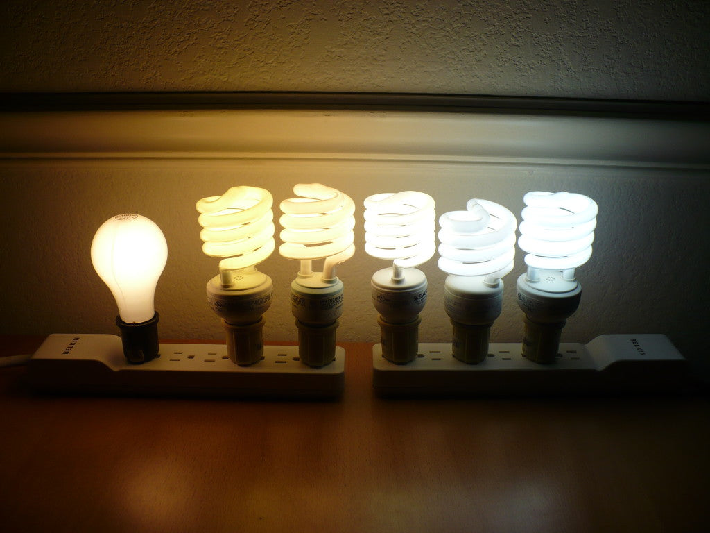 Pourquoi les ampoules LED sont-elles plus économes en énergie que les ampoules traditionnelles ? 💡🌱