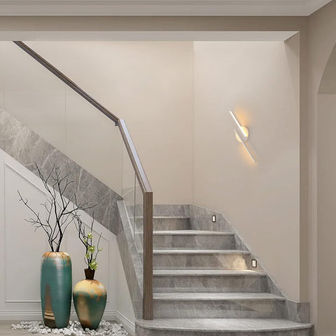 Applique Murale LED Intérieur Lampe Murale Moderne, Appliques Aluminium Pour Salon Couloir Salle De Bain Escalier Veilleuse (Blanc) 3000K Lumière Chaude