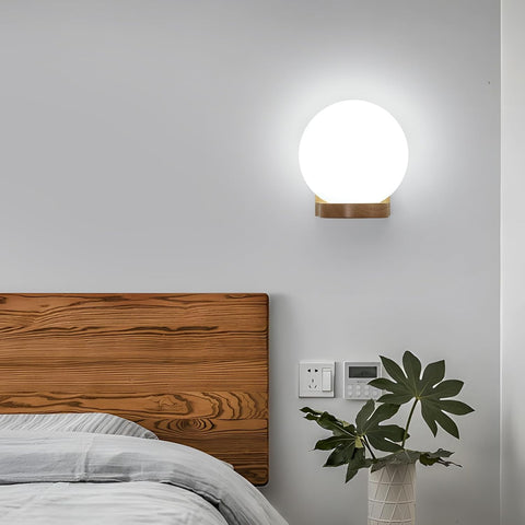Wood & Glass Wall Light – Modern E27