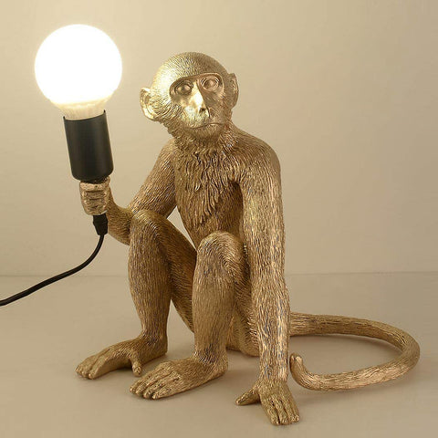 Lampe de Table Assise Singe pour Art créatif en résine Moderne,Applique Murale,lampadaire,Lustre,adaptée à la décoration intérieure de loft,Chambres,salles d'étude,Bars,magasins,etc. (Or ) Sans Ampoules