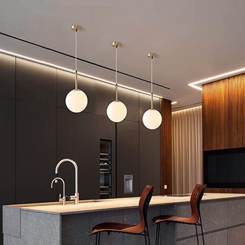 LED Chambre Chevet Lustre Nordique Tête Unique Personnalité Boule De Verre Plafonnier Postmoderne Simple Créatif Pendentif Lumière Maison Salle À Manger Décoration Éclairage Intérieur(ampoule non incluse)