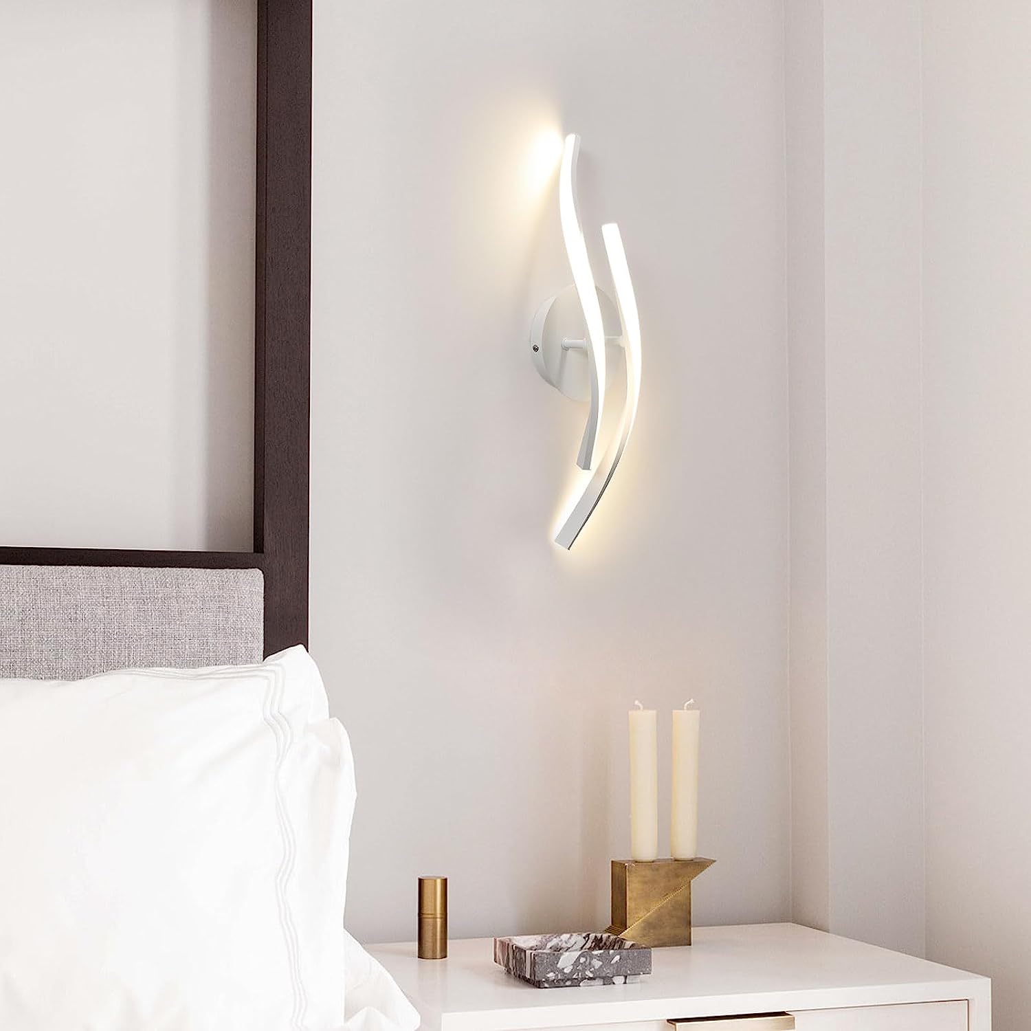 Plafonnier LED 18W Design moderne Blanc Chaud 3000K Forme de ligne Lampe de Plafond