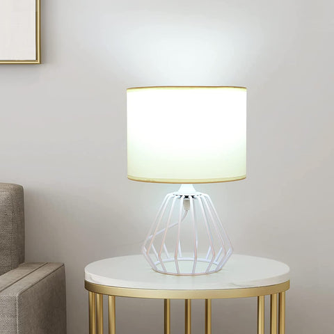 Lampe de Chevet, Lampe de Table avec Base Ajourée et Abat-jour en Tissu Blanc, Lampe de Bureau Minimaliste pour Chambre Salon Bureau (Ampoule E27 Non Incluse)